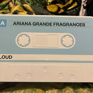 Ariana Grande empty Cloud Cassette box